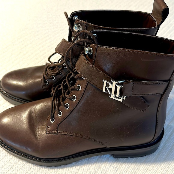 Ralph Lauren’s lace boots .. woman’s size 8 - Picture 1 of 4
